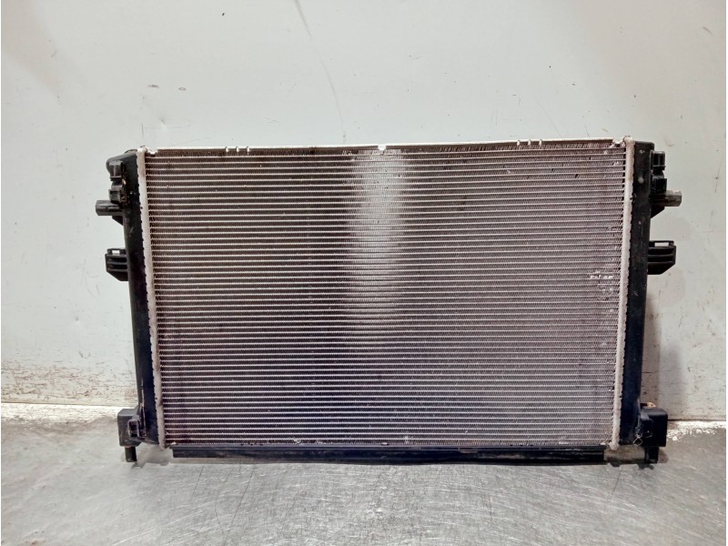 Recambio de radiador agua para audi a3 sedán (8vm) referencia OEM IAM 5Q0121251GB  