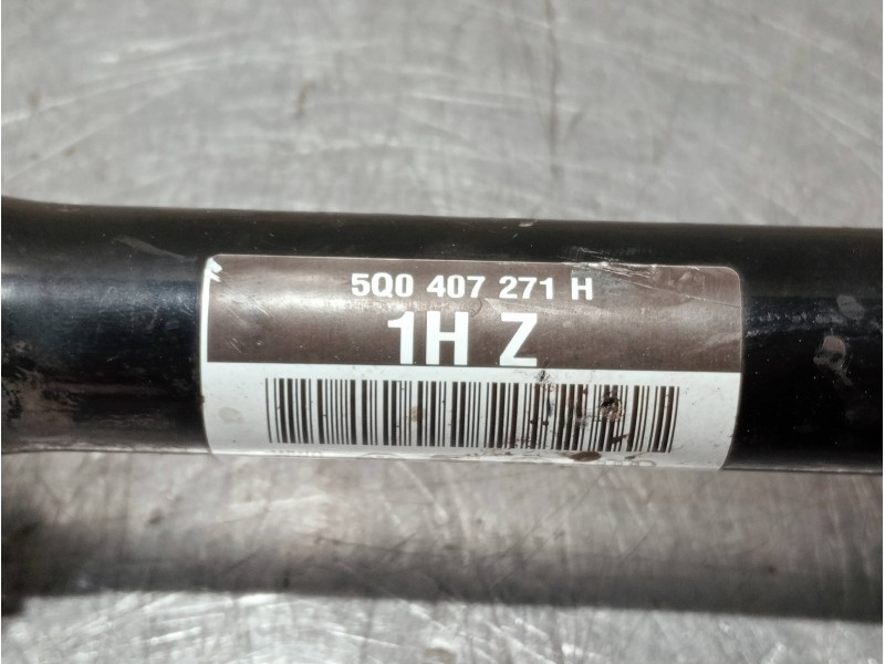 Recambio de transmision delantera izquierda para audi a3 sedán (8vm) referencia OEM IAM 5Q0407271H  