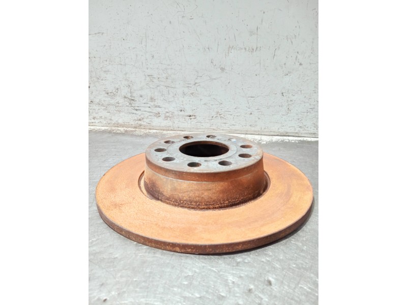 Recambio de disco freno trasero para audi a3 sedán (8vm) referencia OEM IAM   