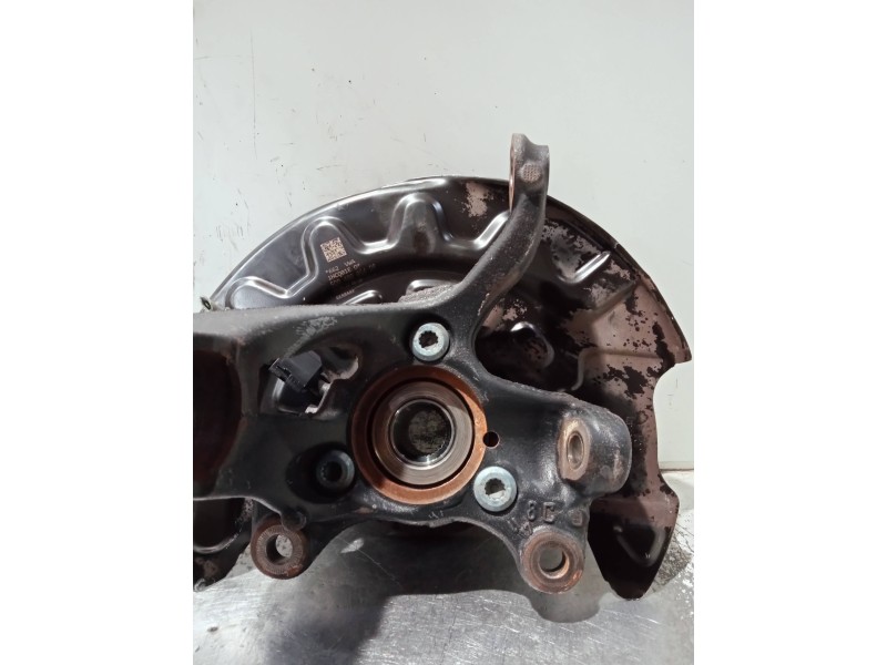 Recambio de mangueta delantera derecha para audi a3 sedán (8vm) referencia OEM IAM 5Q0256Q  