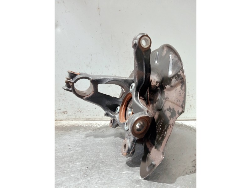 Recambio de mangueta delantera derecha para audi a3 sedán (8vm) referencia OEM IAM 5Q0256Q  