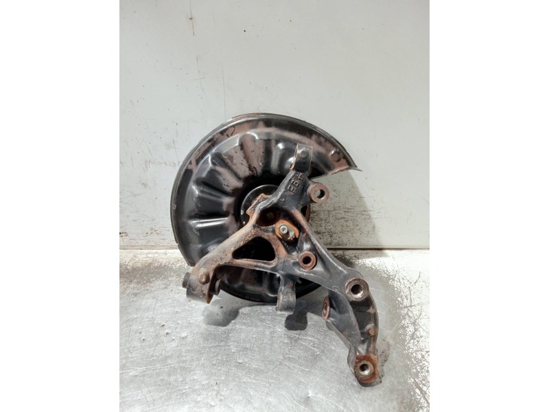 Recambio de mangueta trasera izquierda para audi a3 sedán (8vm) referencia OEM IAM 5Q0615611F  