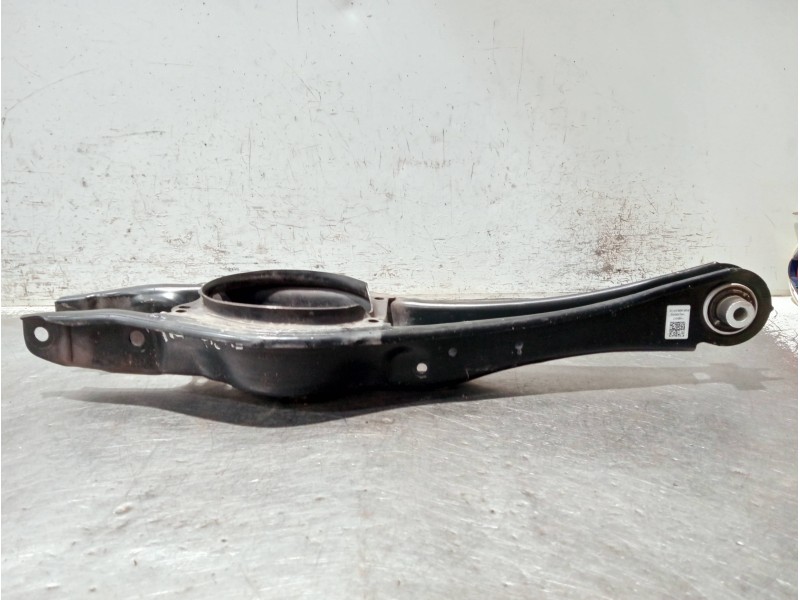 Recambio de brazo suspension inferior trasero derecho para audi a3 sedán (8vm) referencia OEM IAM 5Q0505311D  