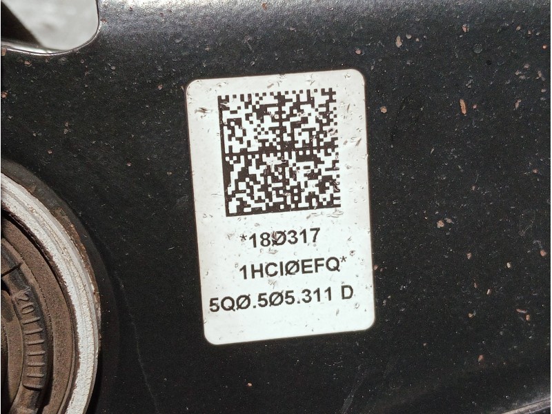 Recambio de brazo suspension inferior trasero derecho para audi a3 sedán (8vm) referencia OEM IAM 5Q0505311D  