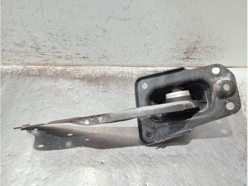 Recambio de brazo suspension superior trasero derecho para audi a3 sedán (8vm) referencia OEM IAM 5Q0505226C  