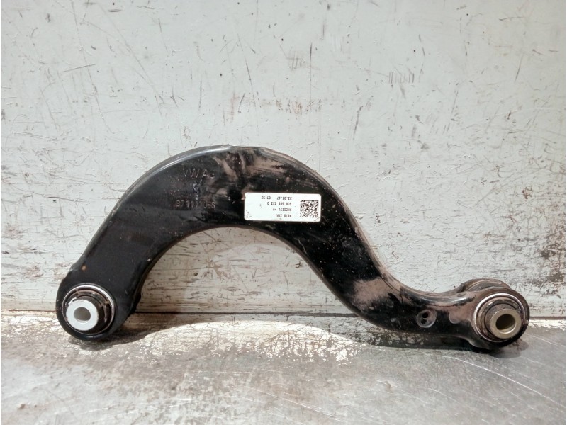 Recambio de brazo suspension superior trasero derecho para audi a3 sedán (8vm) referencia OEM IAM 5Q0505323D  