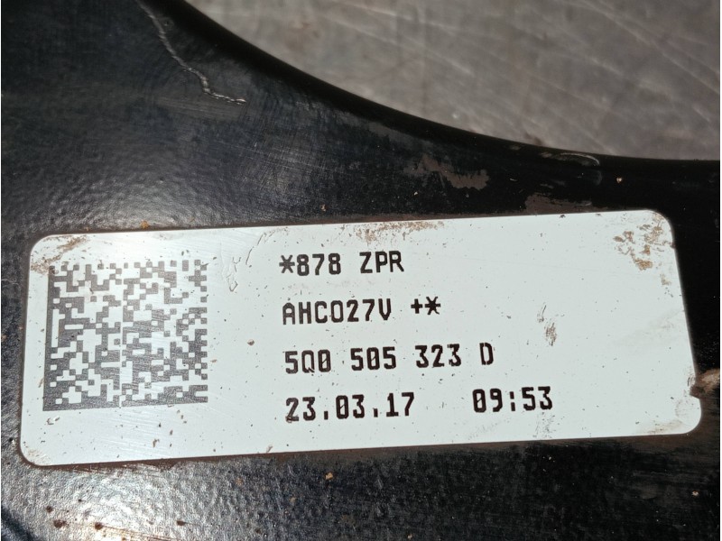 Recambio de brazo suspension superior trasero derecho para audi a3 sedán (8vm) referencia OEM IAM 5Q0505323D  