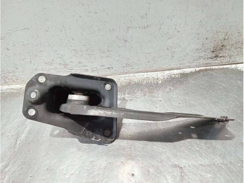 Recambio de brazo suspension superior trasero izquierdo para audi a3 sedán (8vm) referencia OEM IAM 5Q0505225C  