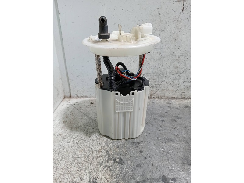 Recambio de bomba combustible para chevrolet aveo berlina hatchback ls referencia OEM IAM 13579158  