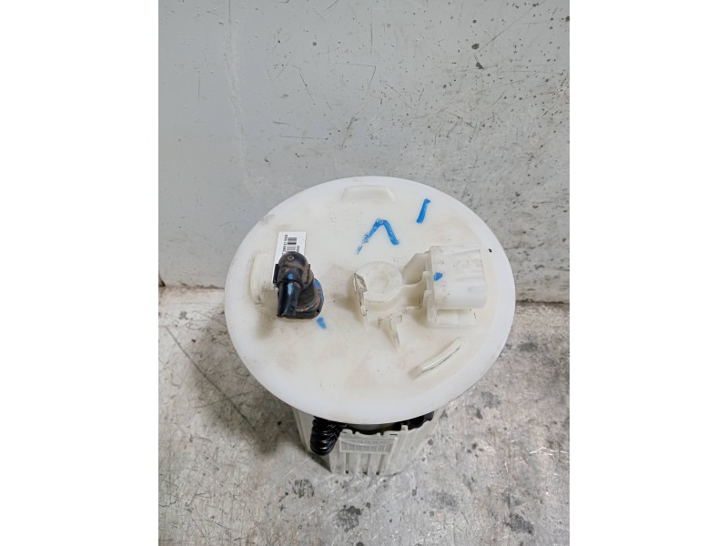 Recambio de bomba combustible para chevrolet aveo berlina hatchback ls referencia OEM IAM 13579158  