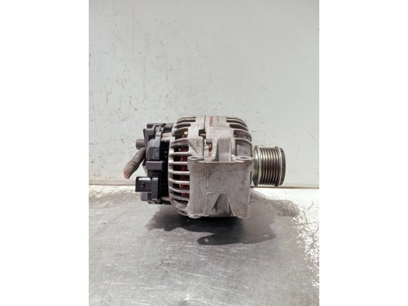 Recambio de alternador para mercedes clase c (w203) sportcoupe referencia OEM IAM A2711540802 0124515088 