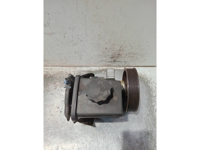 Recambio de bomba direccion para mercedes clase c (w203) sportcoupe referencia OEM IAM A0034664101 7692900521 