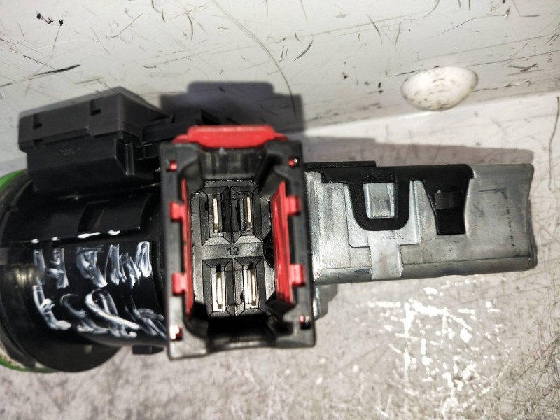 Recambio de conmutador de arranque para dacia spring referencia OEM IAM F1437C934  