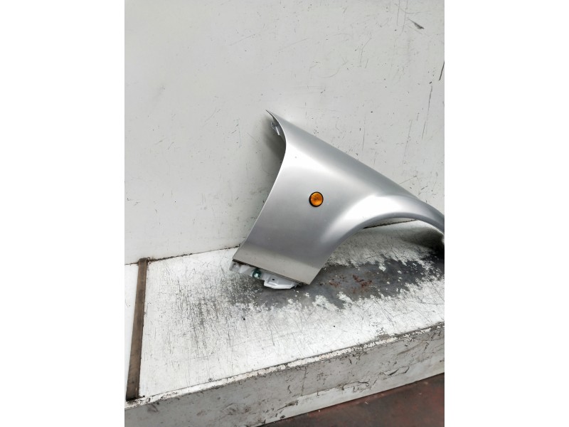 Recambio de aleta delantera derecha para mazda mx-5 (nc) referencia OEM IAM   