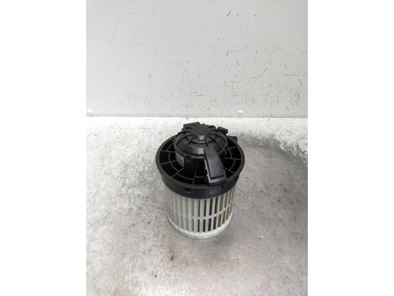 Recambio de motor calefaccion para dacia spring referencia OEM IAM 220214A0165  