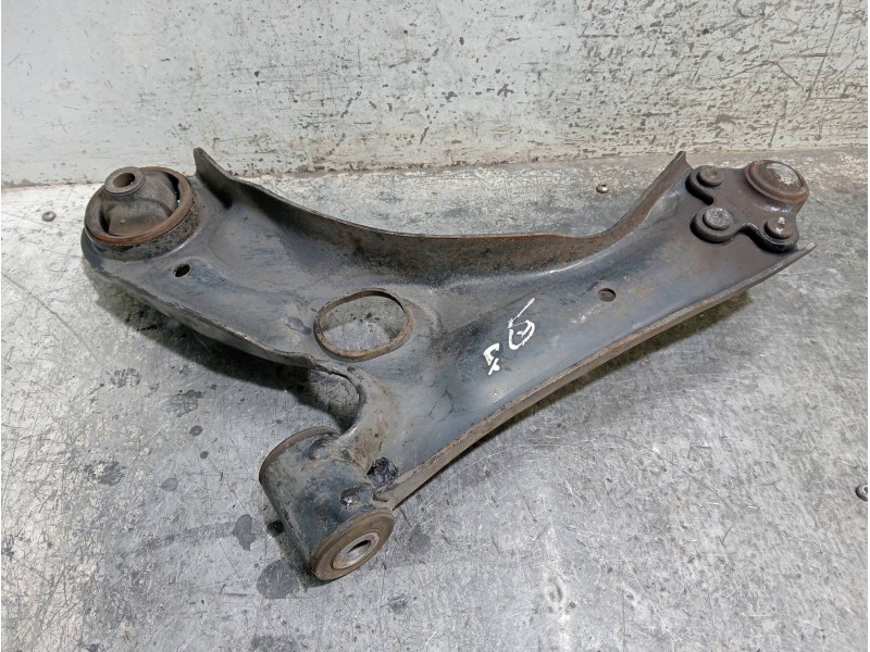 Recambio de brazo suspension inferior delantero derecho para chevrolet aveo berlina hatchback ls referencia OEM IAM   