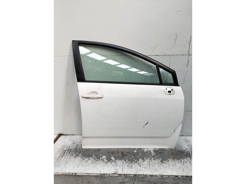 Recambio de puerta delantera derecha para toyota corolla verso (r1) referencia OEM IAM   5P