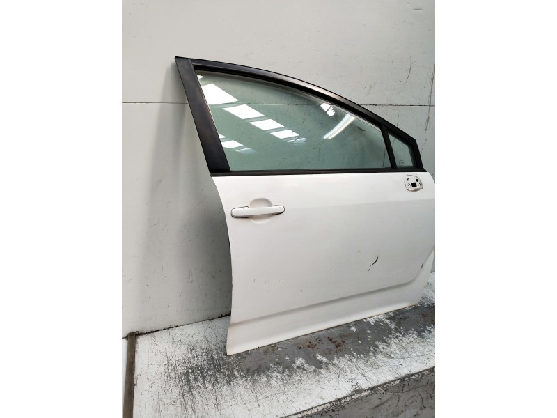 Recambio de puerta delantera derecha para toyota corolla verso (r1) referencia OEM IAM   5P