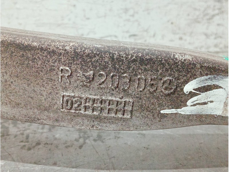 Recambio de brazo suspension inferior delantero derecho para mercedes clase c (w203) sportcoupe referencia OEM IAM R20305  