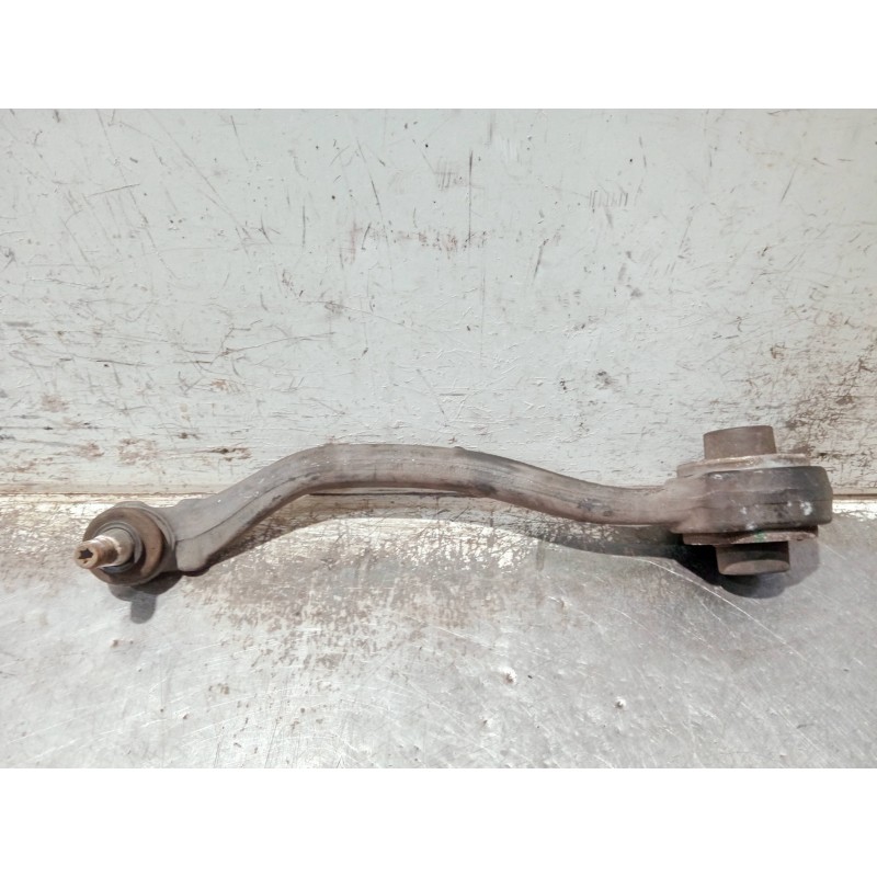 Recambio de brazo suspension inferior delantero izquierdo para mercedes clase c (w203) sportcoupe referencia OEM IAM   