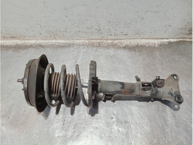 Recambio de amortiguador delantero derecho para mercedes clase c (w203) sportcoupe referencia OEM IAM A2033201130 824904553331 