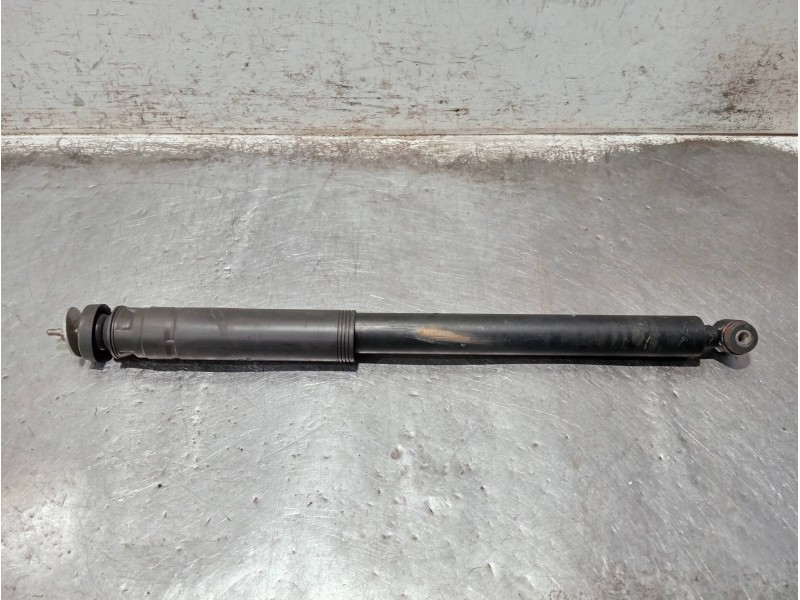 Recambio de amortiguador trasero izquierdo para mercedes clase c (w203) sportcoupe referencia OEM IAM 2033261700  