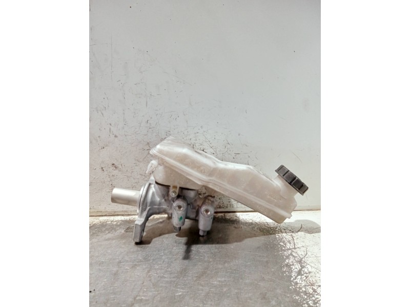 Recambio de bomba freno para opel mokka gs line referencia OEM IAM 32672071 A005P990 