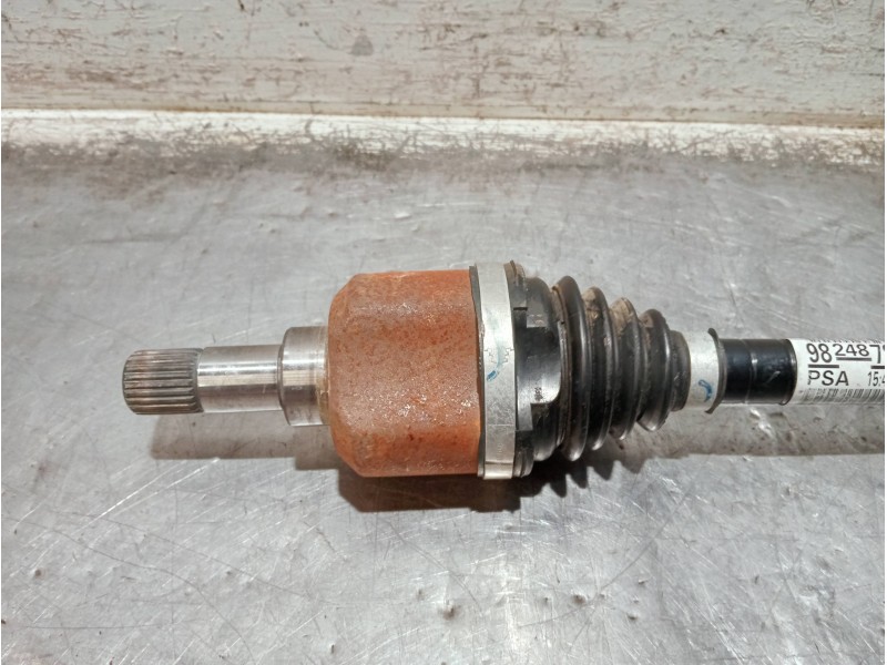 Recambio de transmision delantera izquierda para opel mokka gs line referencia OEM IAM 9824878280  