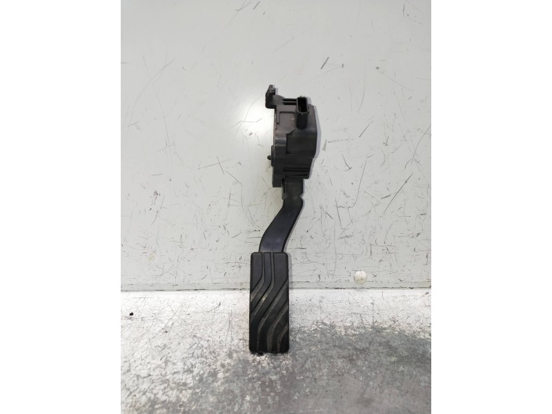 Recambio de potenciometro pedal para dacia spring referencia OEM IAM 18010010R  