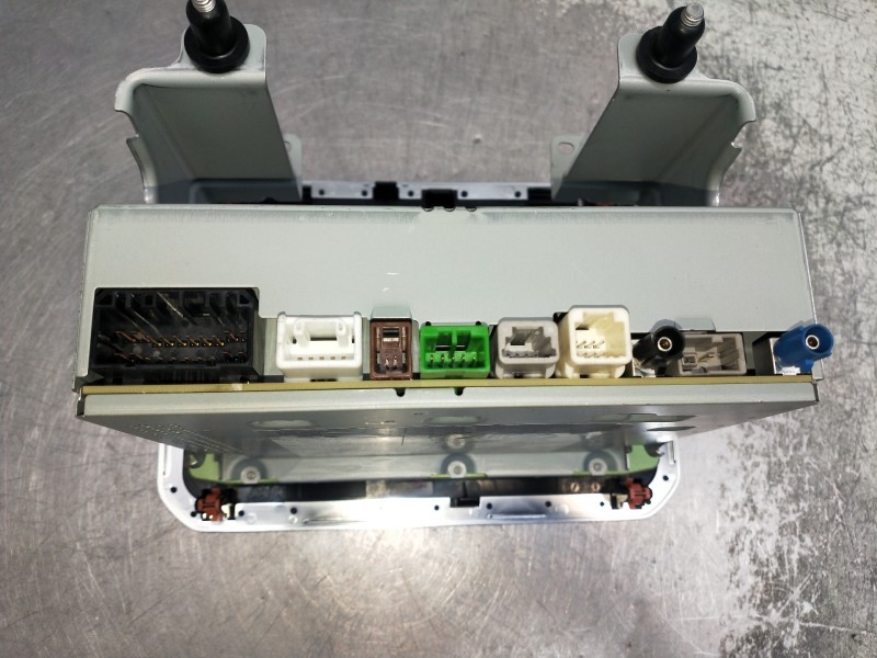 Recambio de sistema audio / radio cd para suzuki ignis (/mf) referencia OEM IAM 7505001811 905CM1811K3201629 PANTALLA MULTIFUNCI