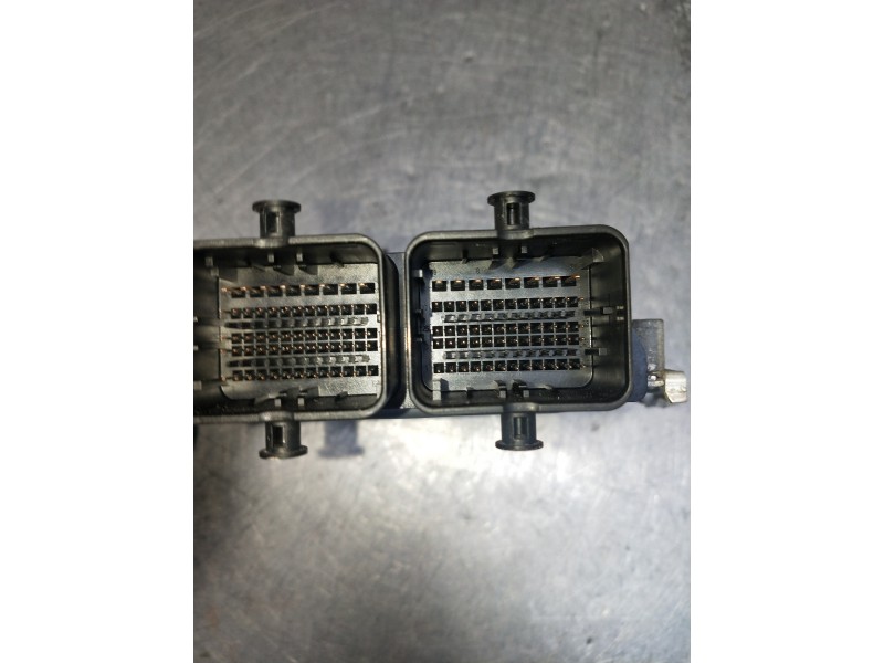 Recambio de centralita motor uce para suzuki ignis (/mf) referencia OEM IAM 3391081P00 0261S12369 