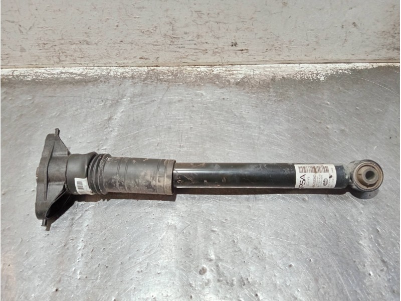 Recambio de amortiguador trasero derecho para opel mokka gs line referencia OEM IAM 98426920800 SA27000184 