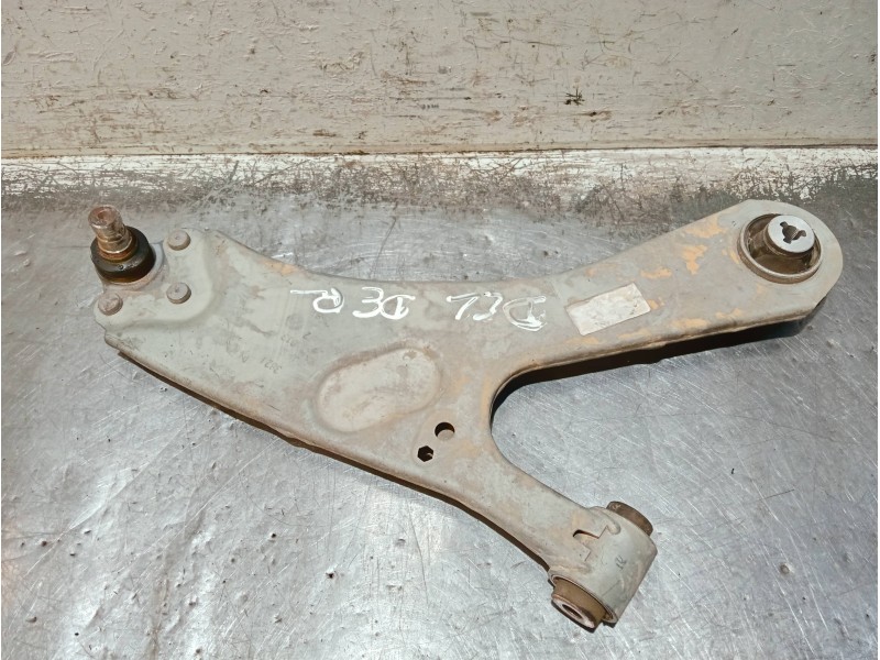 Recambio de brazo suspension inferior delantero derecho para opel mokka gs line referencia OEM IAM   