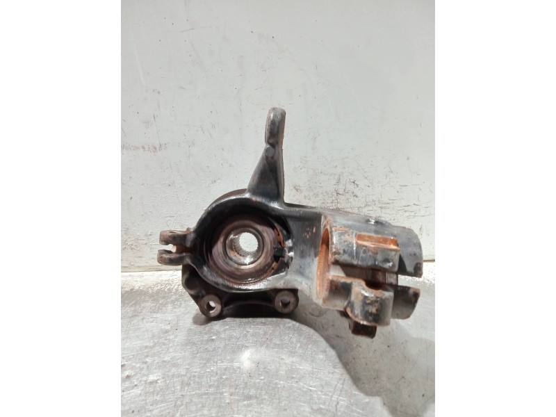 Recambio de mangueta delantera izquierda para citroen c4 cactus referencia OEM IAM   