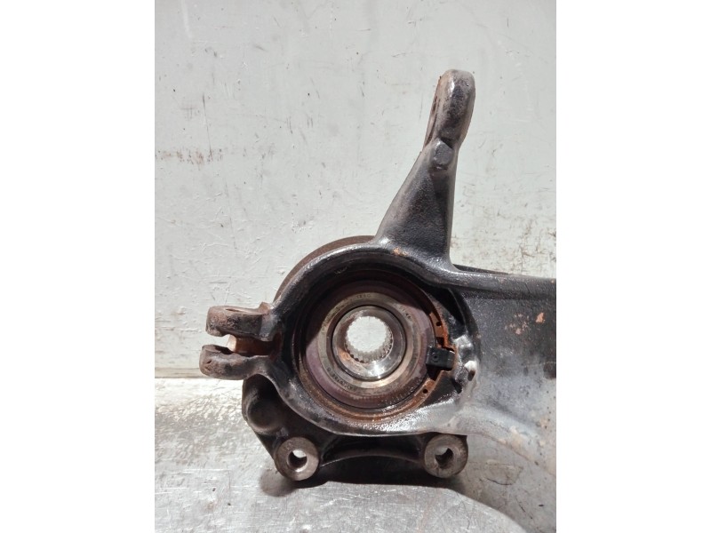 Recambio de mangueta delantera izquierda para citroen c4 cactus referencia OEM IAM   