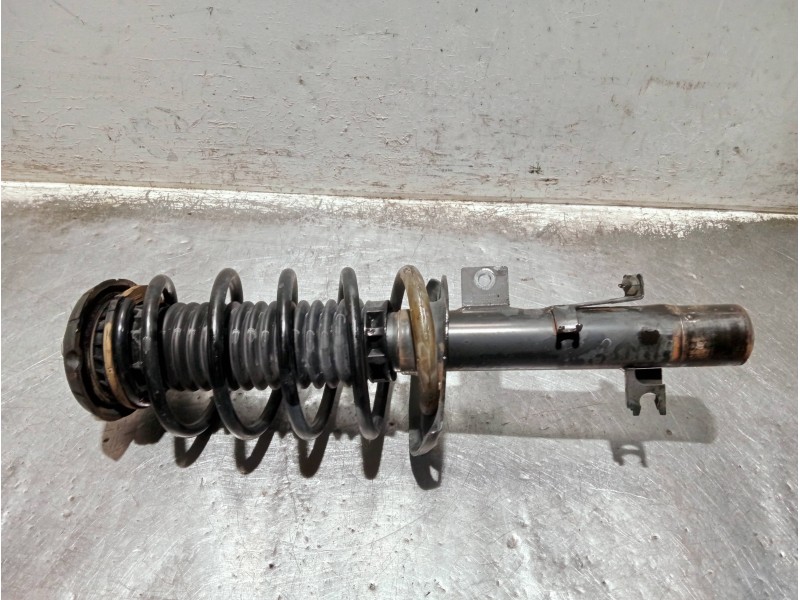 Recambio de amortiguador delantero izquierdo para citroen c4 cactus referencia OEM IAM 9811879180 22296978 