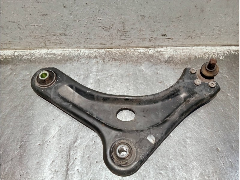 Recambio de brazo suspension inferior delantero izquierdo para citroen c4 cactus referencia OEM IAM   