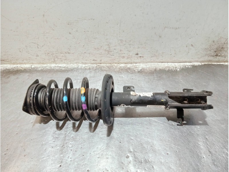 Recambio de amortiguador delantero derecho para opel mokka gs line referencia OEM IAM 98426918800 ST32001126 