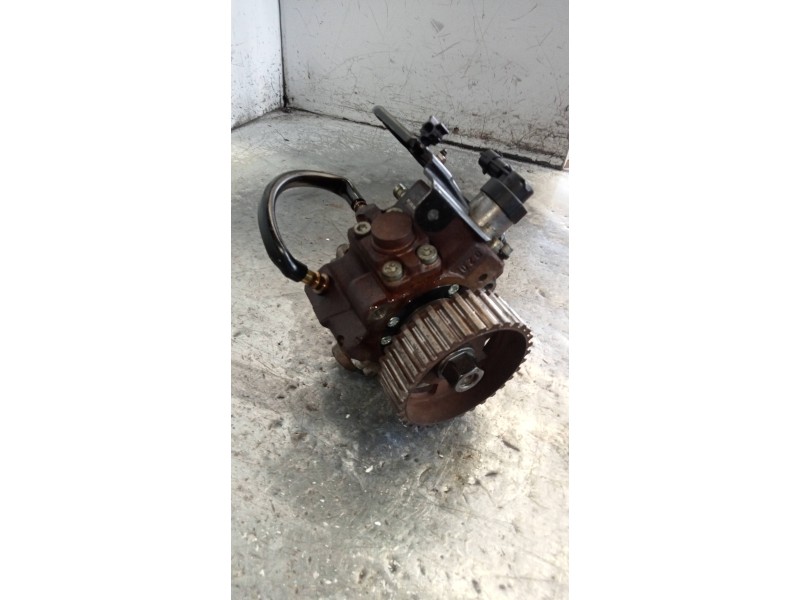 Recambio de bomba inyeccion para ford focus lim. (cb4) trend referencia OEM IAM 0445010102 9683803780 