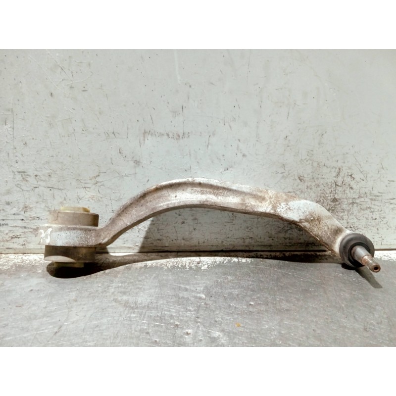 Recambio de brazo suspension inferior delantero derecho para audi a4 berlina (b5) 1.9 tdi referencia OEM IAM 4D0407696J  