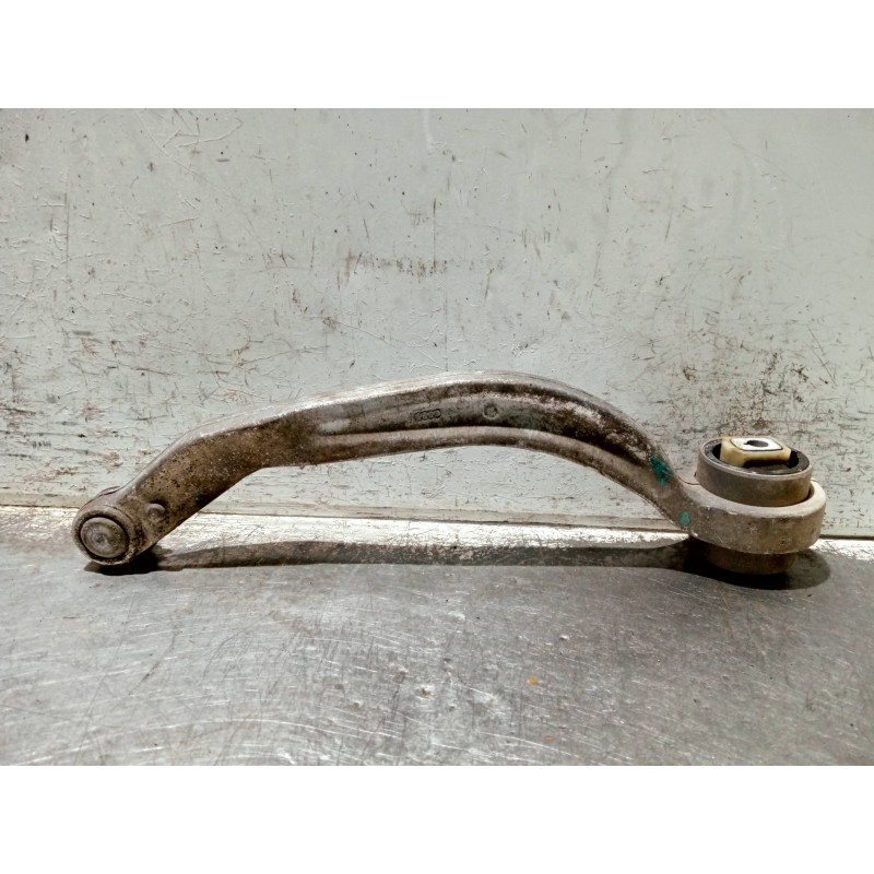 Recambio de brazo suspension inferior delantero derecho para audi a4 berlina (b5) 1.9 tdi referencia OEM IAM 4D0407696J  