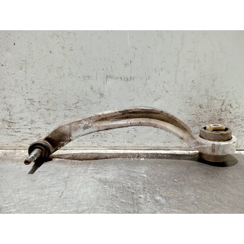 Recambio de brazo suspension inferior delantero izquierdo para audi a4 berlina (b5) 1.9 tdi referencia OEM IAM 4D0407695J  