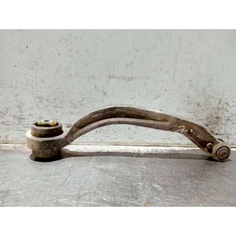 Recambio de brazo suspension inferior delantero izquierdo para audi a4 berlina (b5) 1.9 tdi referencia OEM IAM 4D0407695J  