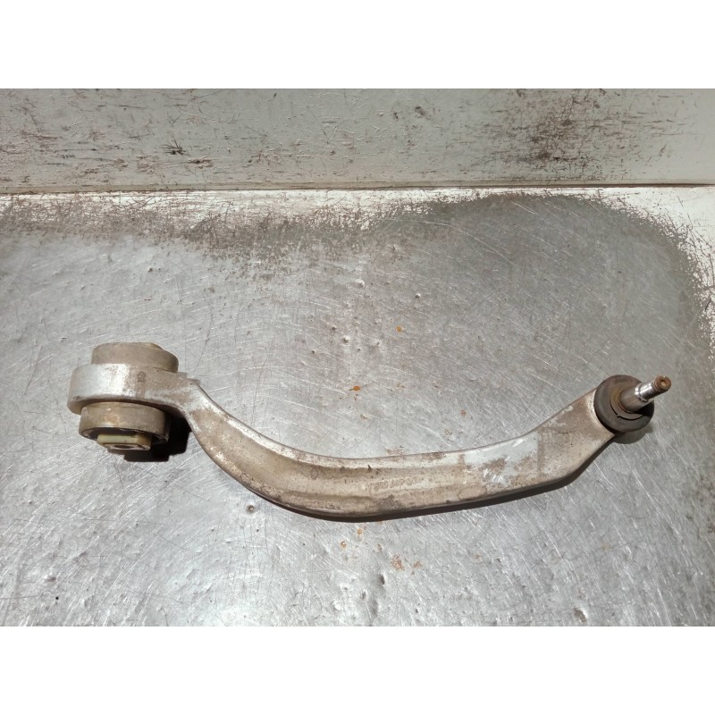 Recambio de brazo suspension inferior delantero izquierdo para audi a4 berlina (b5) 1.9 tdi referencia OEM IAM 4D0407695J  