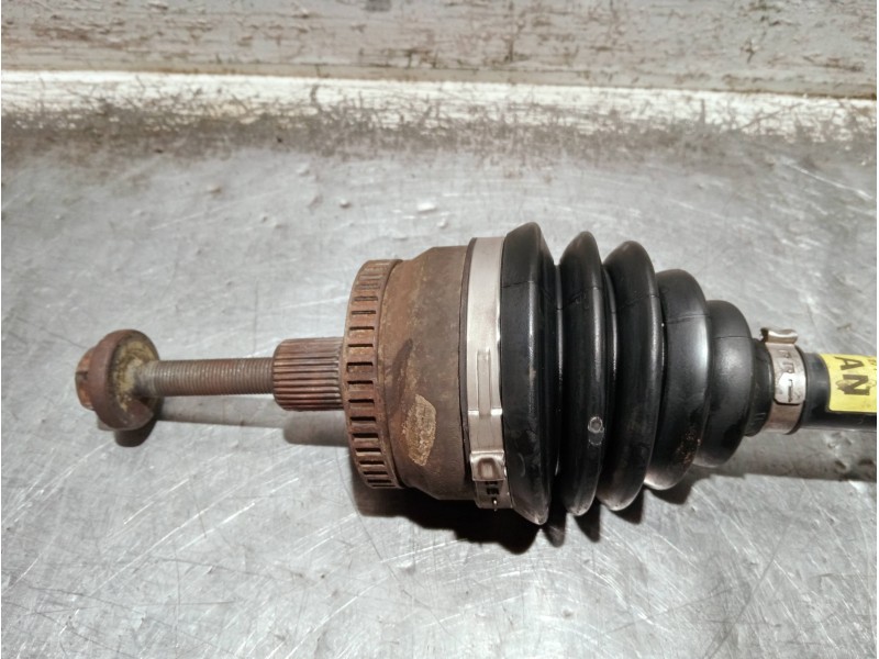 Recambio de transmision delantera izquierda para audi a4 berlina (b5) 1.9 tdi referencia OEM IAM 8D0407271AN  