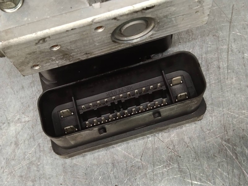 Recambio de abs para ford focus berlina (cap) ghia referencia OEM IAM 10097001103 10020700524 3M512M110GA