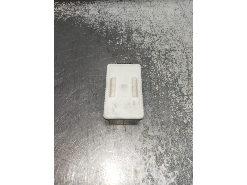 Recambio de modulo electronico para suzuki ignis (/mf) referencia OEM IAM 3716062R00 A2C99169106 40398036