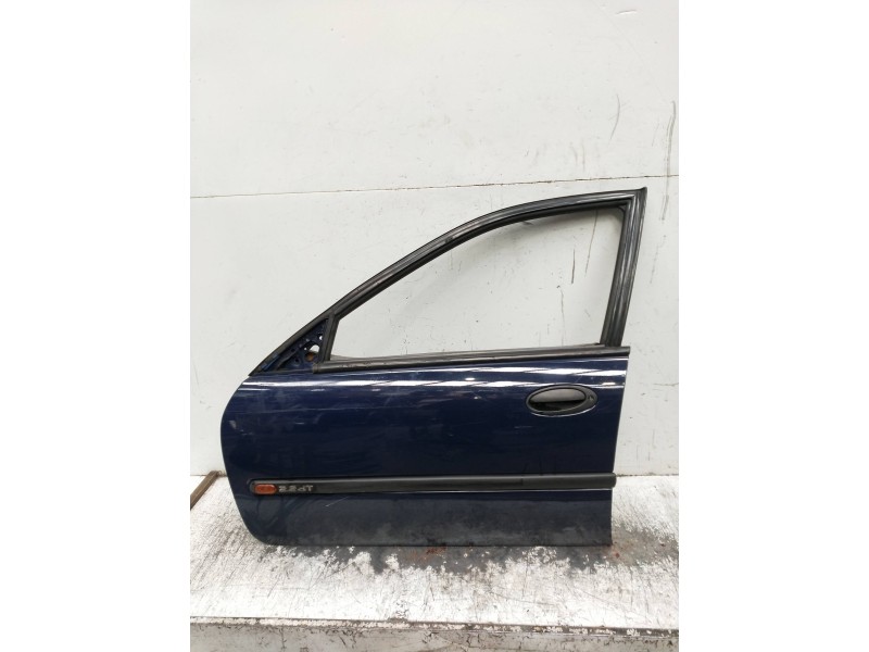Recambio de puerta delantera izquierda para renault laguna (b56) 2.2 dt rxe referencia OEM IAM   5P
