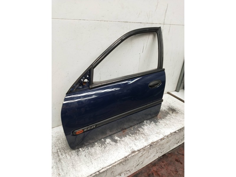 Recambio de puerta delantera izquierda para renault laguna (b56) 2.2 dt rxe referencia OEM IAM   5P