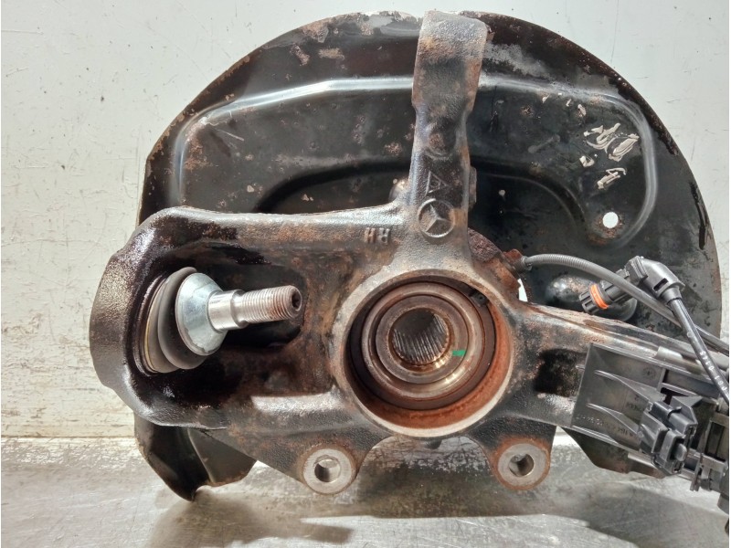 Recambio de mangueta delantera derecha para mercedes clase m (w164) 320 cdi 4m edition 10 referencia OEM IAM 06064302  